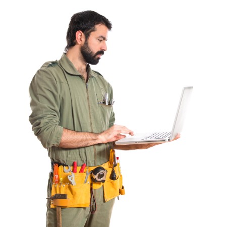 mechanic-with-laptop-white-background_square.jpg